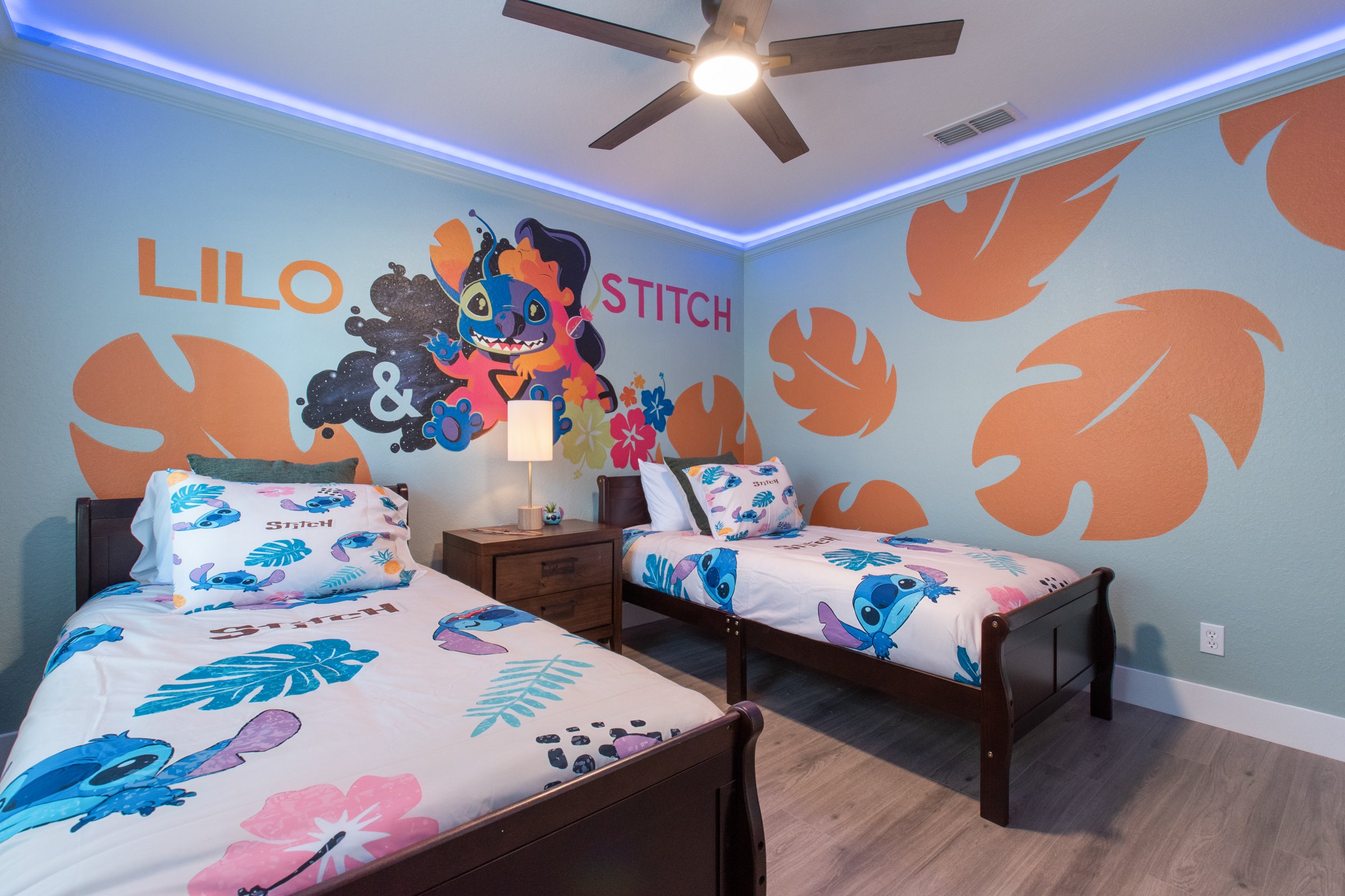 Stitch character details and tropical accents