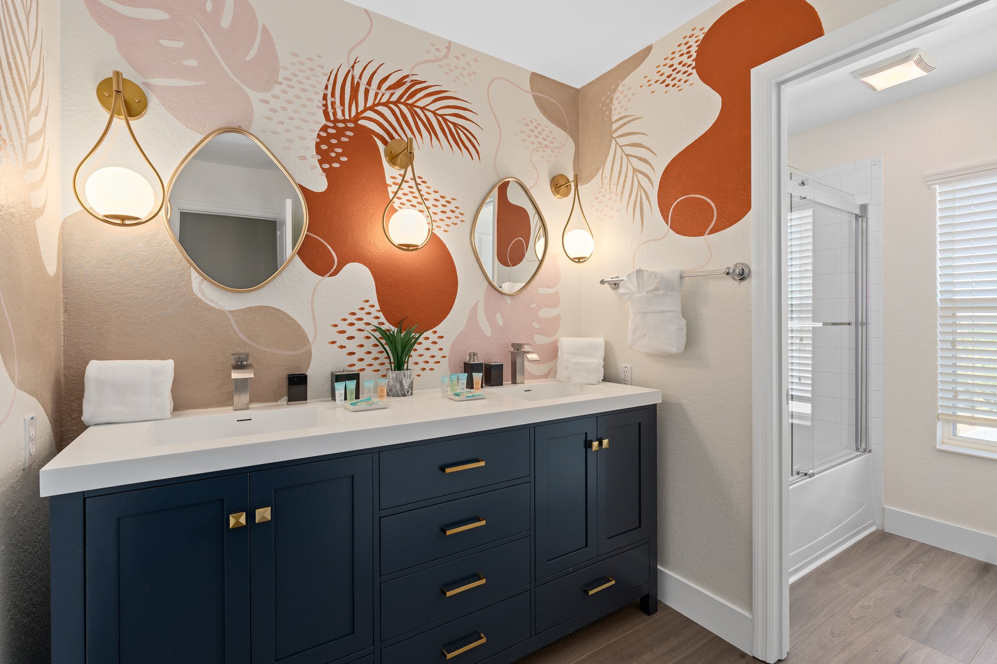 Double bedroom en suite bathroom