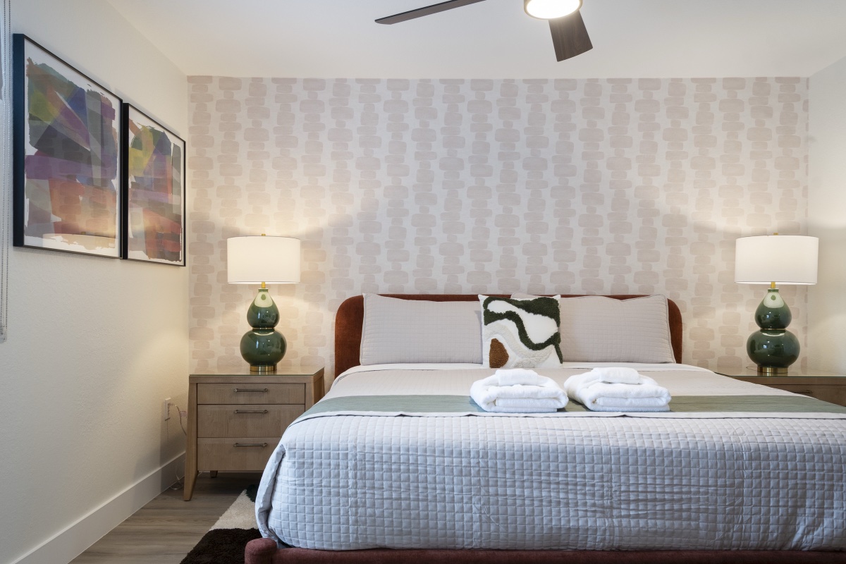 Second king master bedroom at Time-Out Corner, Lakeside
