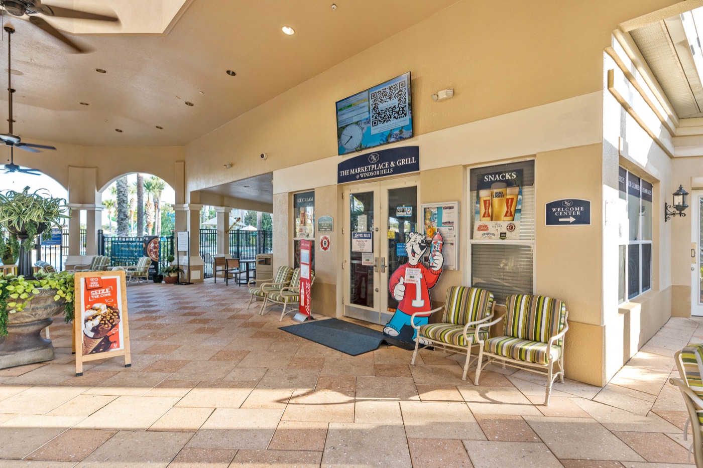 Covered café and seating breezeway at the Windsor Hills clubhouse